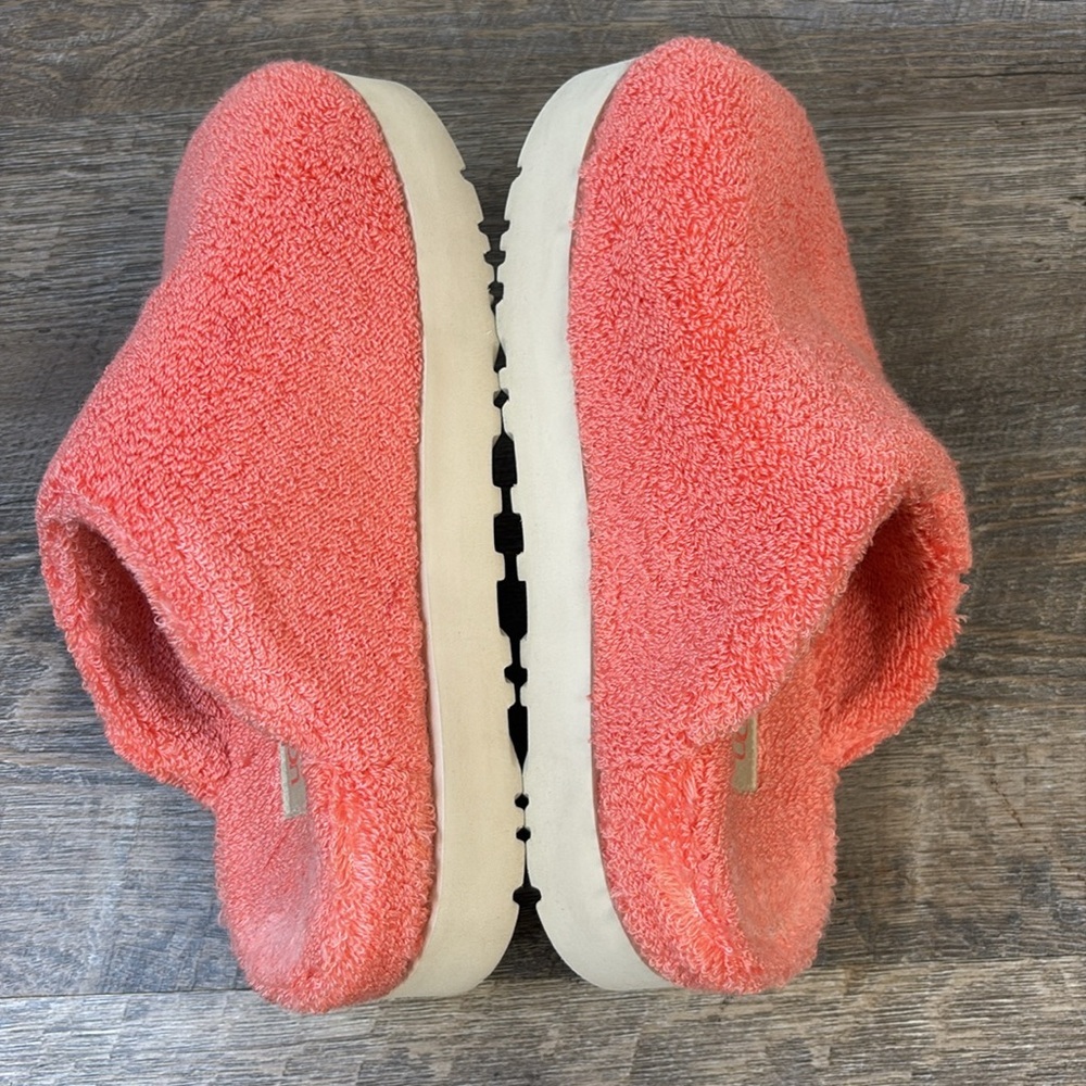Ugg Fuzz Sugar Terry Slides Size 6 - image 4